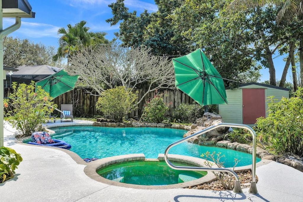 Pool Heat I Firepit And Bbq I 75"Tv I Foosball I 581Mbps Cooper City Ngoại thất bức ảnh