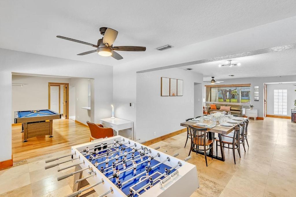 Pool Heat I Firepit And Bbq I 75"Tv I Foosball I 581Mbps Cooper City Ngoại thất bức ảnh