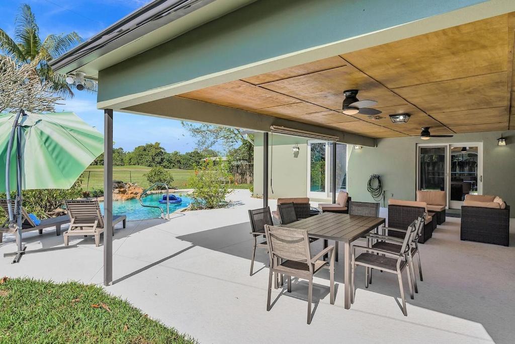 Pool Heat I Firepit And Bbq I 75"Tv I Foosball I 581Mbps Cooper City Ngoại thất bức ảnh